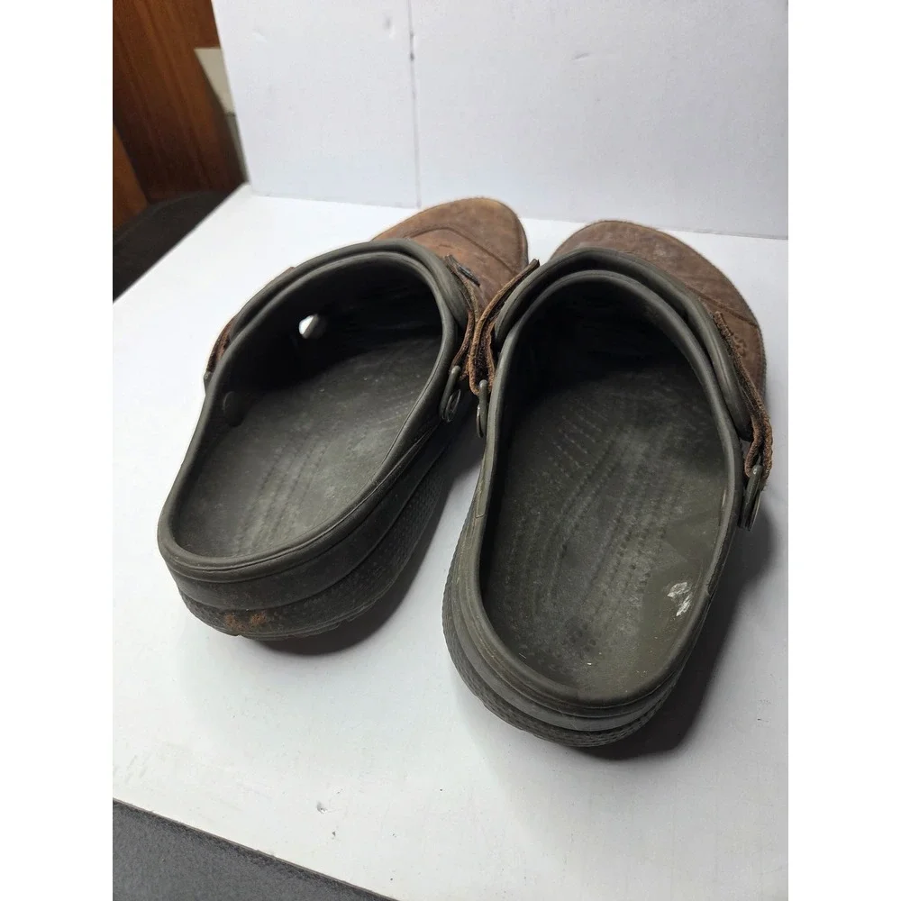 Crocs Yukon Sport Leather Clogs Brown Olive Green Adjustable Strap Mens 12in